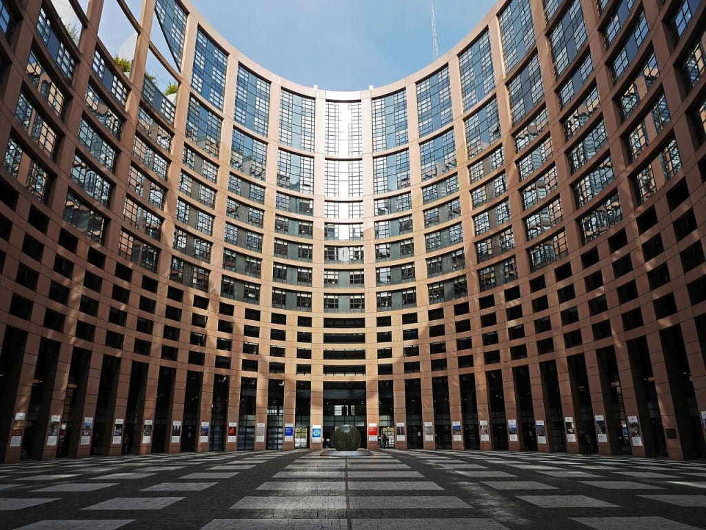 parlament europejski tłumaczenia